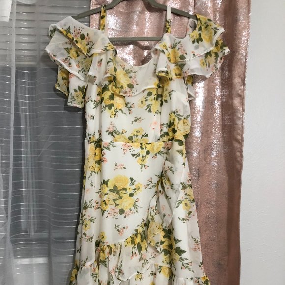 Disney Princess Dress Belle Style - Size M - Picture 1 of 5